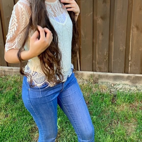 Lace White Top - Picture 2 of 2